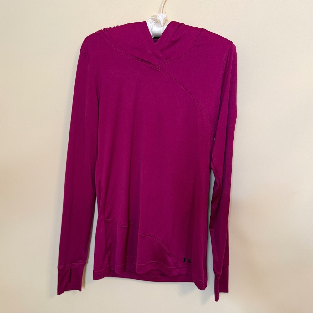 Under Armor Large Burgundy Hooded Top